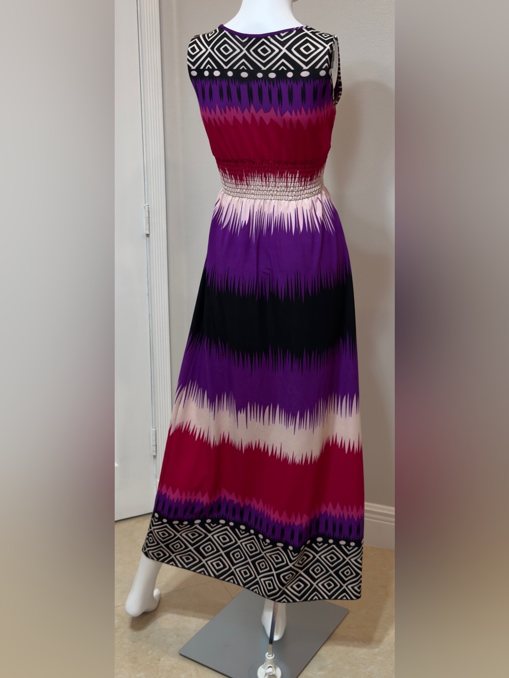 Jon & Anna New York V- Neck Sleeveless Woman Multicolor & Print Color . Size : M - Picture 14 of 14